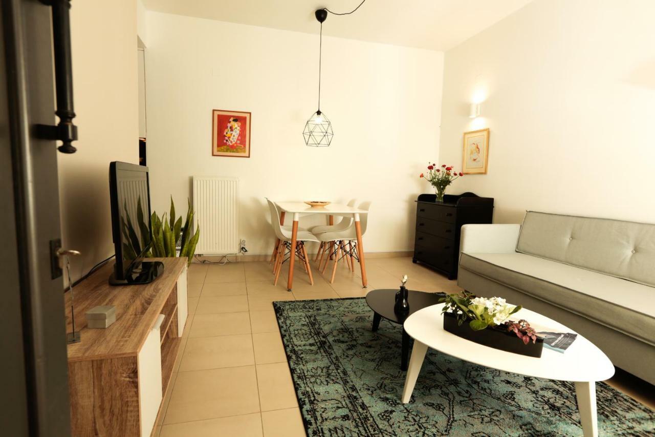 Katia'S Pepper Tree Apartment Iráklio Kültér fotó